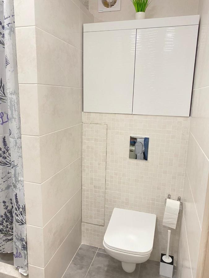Suite Mira Avenue Center Двухкомнатная Квартира В Центре Возле Тц Цум TTchernihiv Extérieur photo