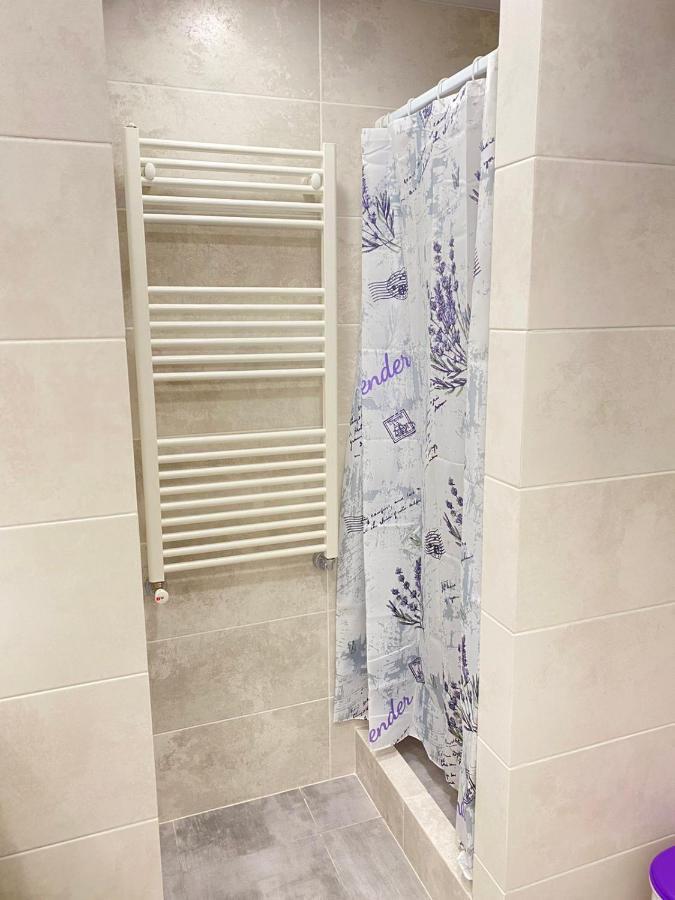 Suite Mira Avenue Center Двухкомнатная Квартира В Центре Возле Тц Цум TTchernihiv Extérieur photo